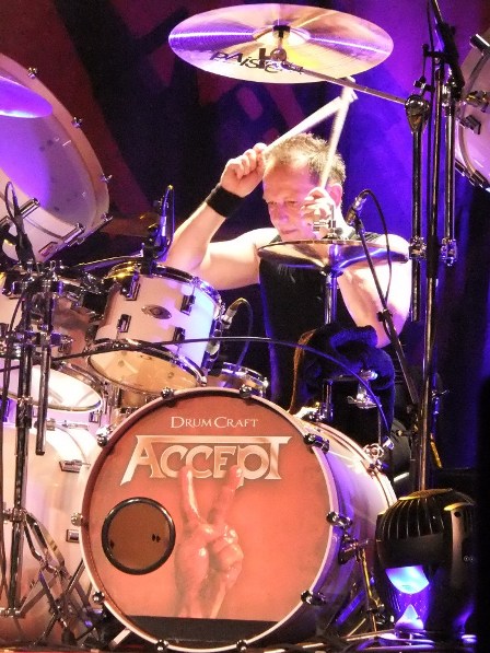 Stefan Schwarzmann on drums with Accept live in Paris