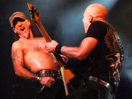 Mark Tornillo and Wolf Hoffmann with Accept live in France