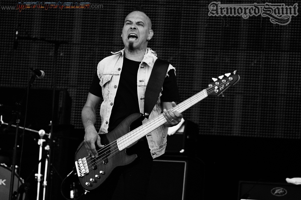 Joey Vera from Armored Saint live in Clisson