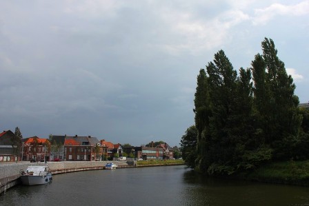 The water leie_river_lys in Deinze in Belgium