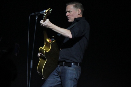 Bryan Adams in France, live in Paris