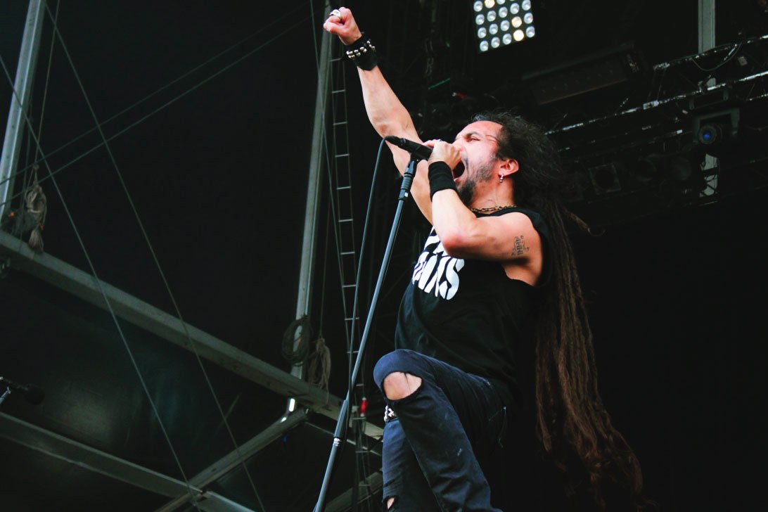 Hellfest Open Air - Mark Osegueda with Death Angel