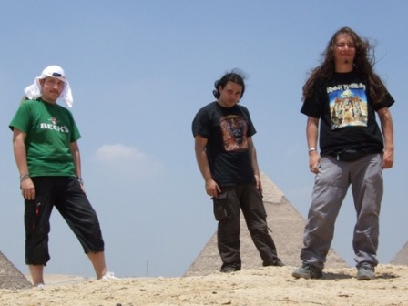 R, Camilo and Andy by the Pyramids