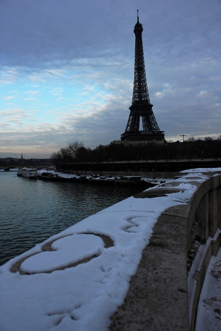 The Eiffel Tower on a clear snowy day