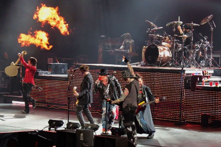 Bercy Arena - Guns'n'Roses on stage