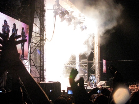 Kiss on stage in  Bogotá, Colombia - April 11 2009
