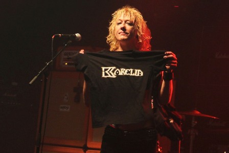 James Kottak with a T-shirt from the French band Karelia