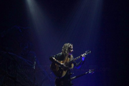 Sami Yli-Sirniö on acoustic guitar live with Kreator