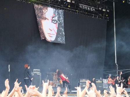 Marty Friedman's band live at the Gods Of Metal