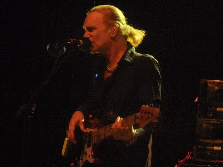 Billy Sheehan live in concert with Mr Big