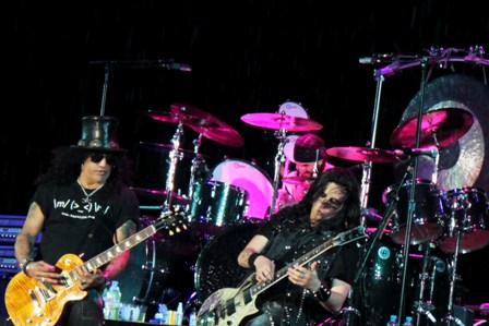 Ozzy and Friends : Slash and Gus G.