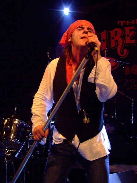 Spike from The Quireboys- Live in Paris - May 7 2009