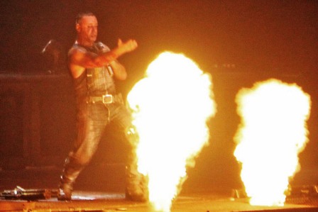 Let the fire come to me! Rammstein live in Paris
