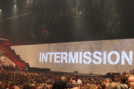 20 minute intermission on The Wall Live