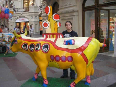 A Yellow submarine cow at the Gum... 