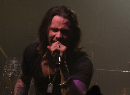 Myles Kennedy live in Paris with Slash