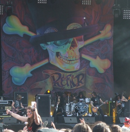 Slash live at the Hellfest