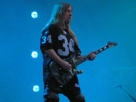 Jeff Hannemann from Slayer at Graspop 2007