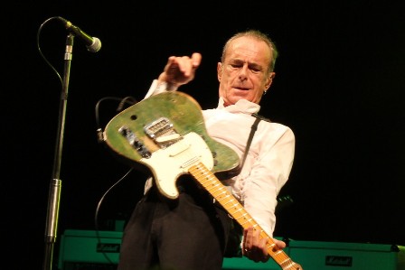 Francis Rossi live at the Olympia Bruno Coquatrix