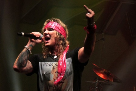 Steel Panther live France