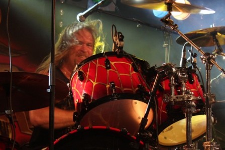 Larry Howe on drums, live with Vicious Rumors