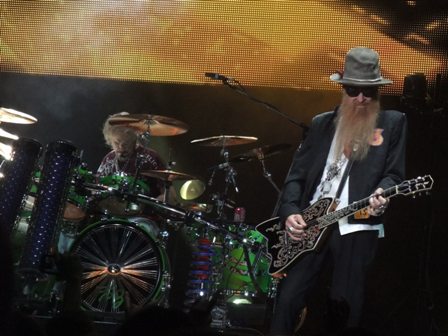 Frank Beard and Billy Gibbons in Paris - ZZ Top live